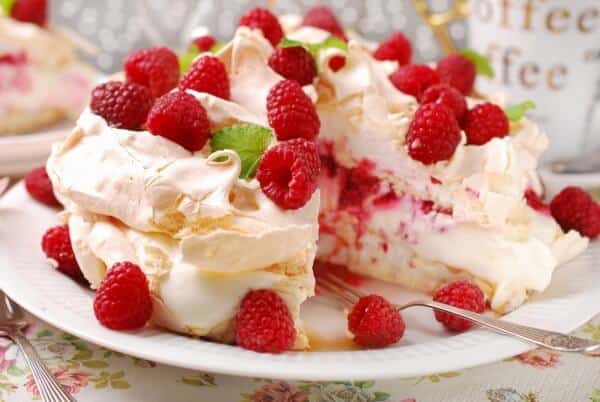 Australian dessert – Pavlova