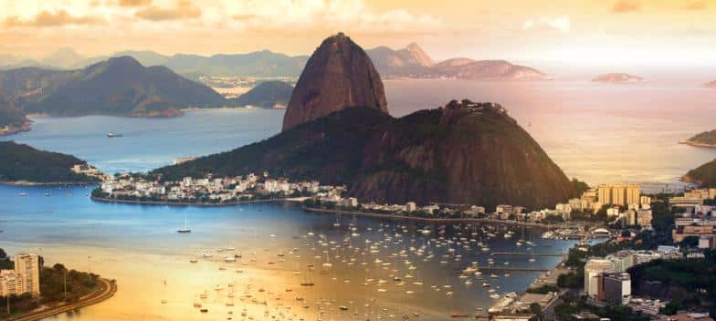 Blick auf den Zuckerhut und die Bucht von Rio de Janeiro, Brasilien